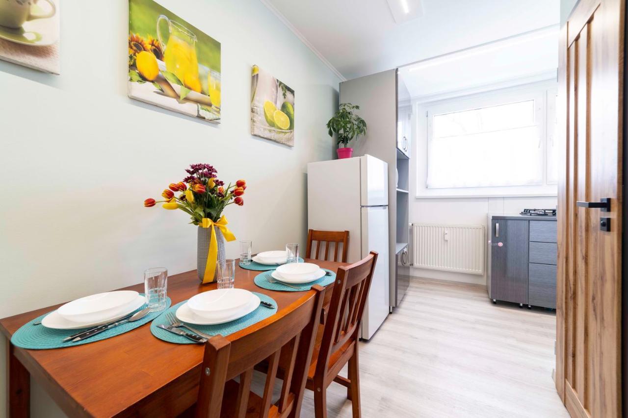 Comfort 66 - Real-Life 3-Room Family Stay With 4 Beds Miskolc Exteriör bild