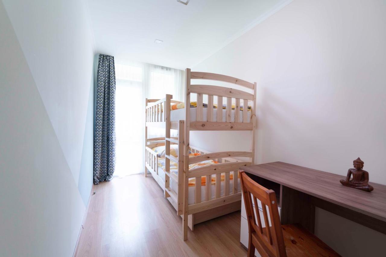 Comfort 66 - Real-Life 3-Room Family Stay With 4 Beds Miskolc Exteriör bild