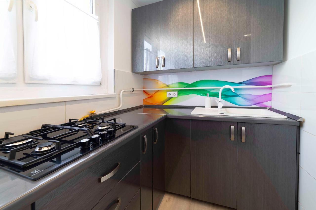 Comfort 66 - Real-Life 3-Room Family Stay With 4 Beds Miskolc Exteriör bild