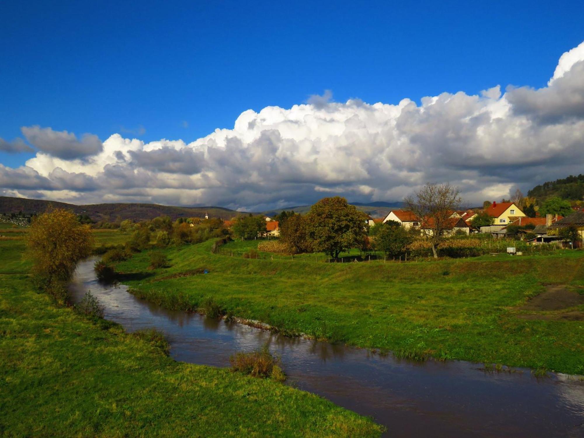 Comfort 66 - Real-Life 3-Room Family Stay With 4 Beds Miskolc Exteriör bild